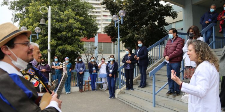 Unidad del Van Buren conmemora los 62 años de la primera hemodiálisis que se realizó en Valparaíso
