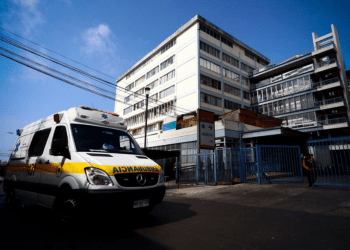 Gremios de funcionarios de la salud de los hospitales de la red Valparaíso-San Antonio reiteran su molestia por gestión de la directora (s) del SSVSA