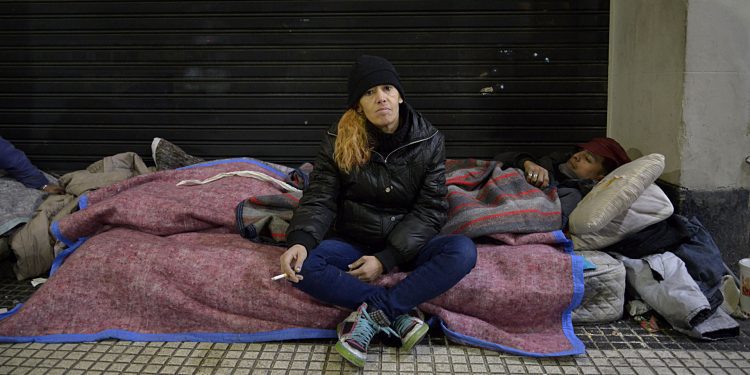 Bajas temperaturas: trabajo coordinado del municipio de Viña del Mar para cuidar a personas en situación de calle