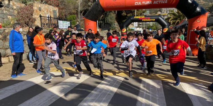 Más de 300 competidores fueron parte del Urban Trail Papudo 2022