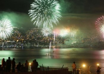 Desde Laguna Verde a Caleta Portales: Valparaíso anuncia celebración de Año Nuevo en el Mar 2022-2023