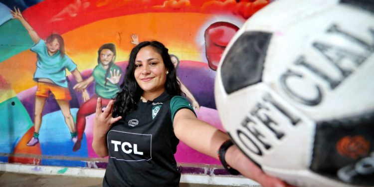 Ministra de Bienes Nacionales entrega en concesión espacio del ex Cread de Playa Ancha a la corporación Santiago Wanderers