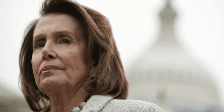 Nancy Pelosi llega a Taiwán y desafía a China en el primer viaje de alto nivel de Washington a esa isla en 25 años