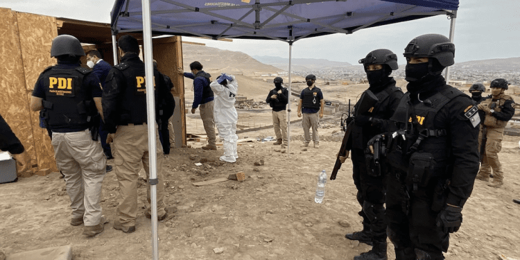 Monsalve afirma que no existe «amenaza real» del Tren de Aragua y desliza críticas al gobierno de Piñera por ingreso del líder de la banda venezolana