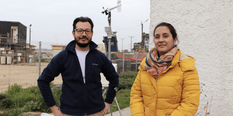 Centro de Ciencia del Clima y la Resiliencia instala equipos para monitorear compuestos contaminantes del aire en Quintero