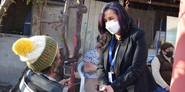 Seremi de Desarrollo Social de Valparaíso valora el trabajo que se realiza en la comuna para ayudar a las personas en situación de calle