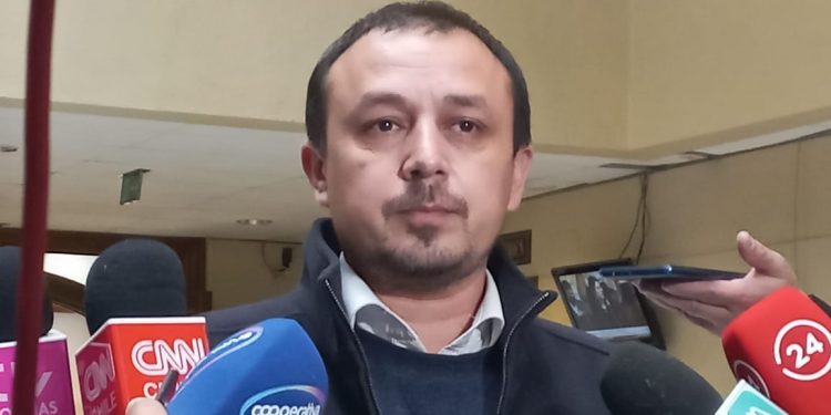 Diputado Cuello presenta denuncia penal por filtración de llamado y pide que declare Jorge Alessandri