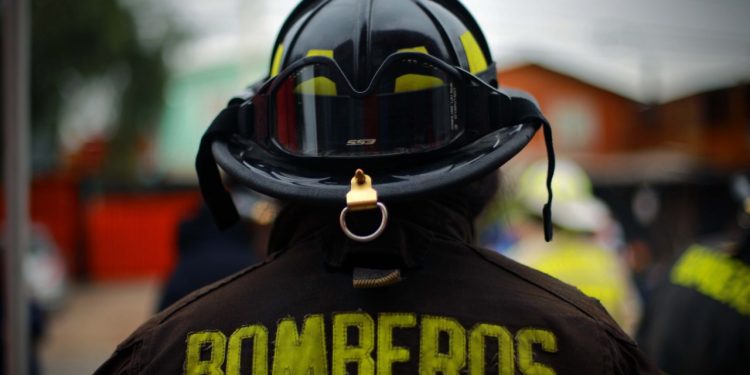 Junta Nacional de Cuerpos de Bomberos le responde a diputada Orsini: sus dichos «representan una afrenta a los más de 52 mil bomberos y bomberas de todo el país»