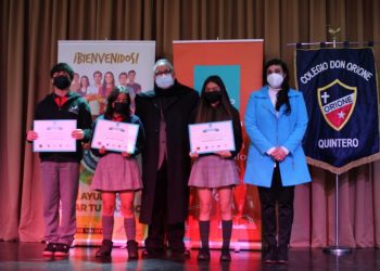 Codelco División Ventanas entregó 240 becas de preuniversitario para cuatro colegios de Quintero