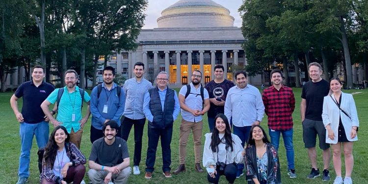 Nueva generación de emprendimientos chilenos aterriza en Boston para proceso de aceleración presencial