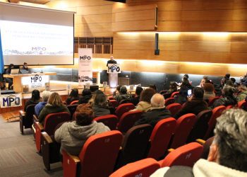 Dirigentes de loteos irregulares y campamentos de la región de Valparaíso se reunieron en la UPLA