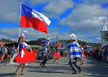 Senado aprueba el proyecto: viernes 16 de septiembre será feriado nacional
