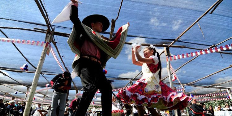 Fiestas Patrias: Sernatur proyecta el ingreso de un millón 700 mil personas con alojamiento turístico en la región