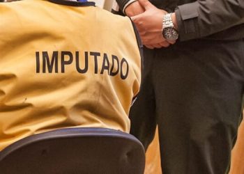 Condenan a ex funcionario de la Armada acusado de abusar de su hija: el próximo 13 de agosto se conocerá la sentencia