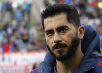 Violento asalto en la recta Las Salinas: ex arquero de la U, Johnny Herrera, debió entregar su vehículo ante «encerrona»