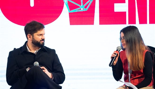 Presidente Gabriel Boric lamenta que le griten «merluzo» y «mamarracho» y llama a mejorar el tono del debate