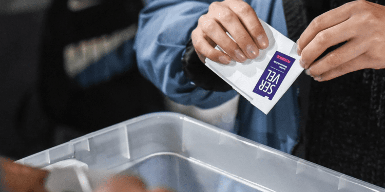 Opinión / Chile comienza con CH de China