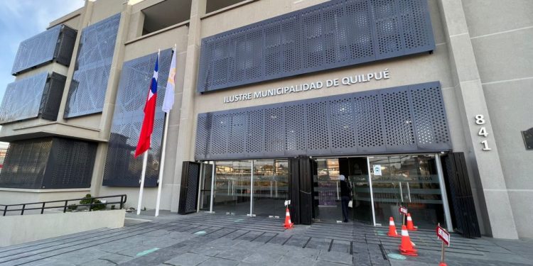 Contraloría instruye procedimiento disciplinario contra Municipio de Quilpué tras denuncia de intervencionismo