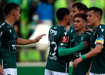 Wanderers empata y se enreda en la «zona roja» del torneo de Primera B del fútbol chileno