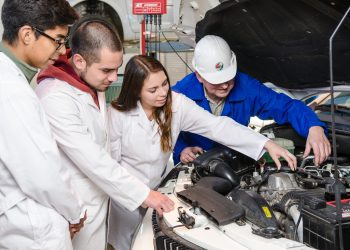 600 mil técnicos se requieren en Chile  para cubrir demanda laboral actual