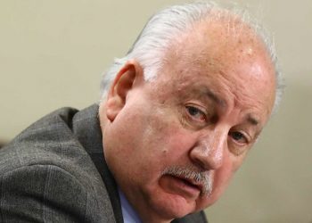 Presidente del PC pone en duda su apoyo al acuerdo político de los cinco puntos de cambios del texto constitucional en caso que gane el Apruebo