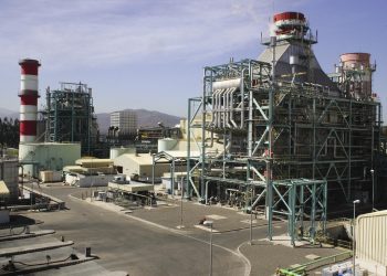 Diputados llaman a reducir plazo para cierre de termoeléctricas