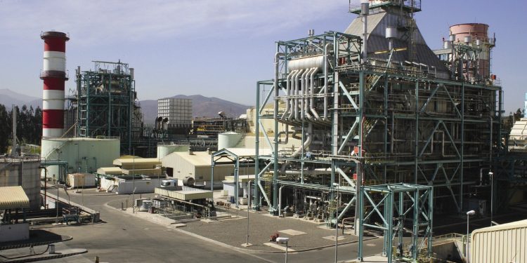 Diputados llaman a reducir plazo para cierre de termoeléctricas