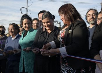 Abre sus puertas «La Comarca» de Villa Alemana que reubicó a cerca de 200 comerciantes informales