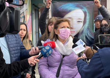 Padres de manipuladora de alimentos fallecida en accidente laboral interponen querella por homicidio culposo