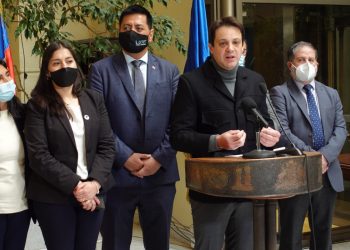 Bancada del PDG e Independientes presentan proyecto para prohibir la cláusula de aceleración para los créditos hipotecarios