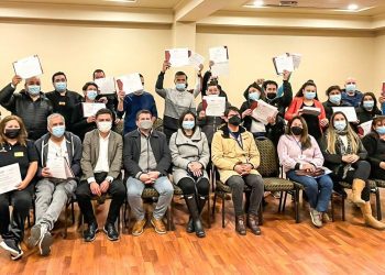 120 trabajadores gastronómicos de la región certifican sus competencias laborales