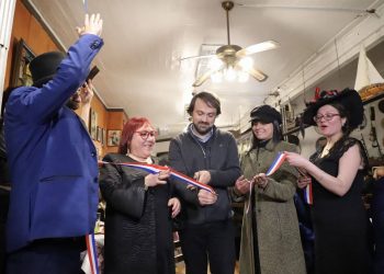 Histórico Bar Cinzano reabre sus puertas en medio de reactivación económica del plan de Valparaíso