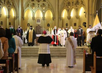 Con un llamado a la paz y unidad del país se realizó Te Deum ecuménico e interreligioso en la Iglesia Catedral de Valparaíso