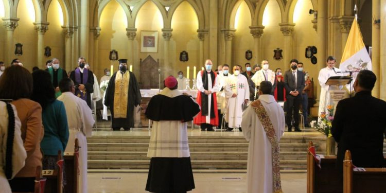 Con un llamado a la paz y unidad del país se realizó Te Deum ecuménico e interreligioso en la Iglesia Catedral de Valparaíso