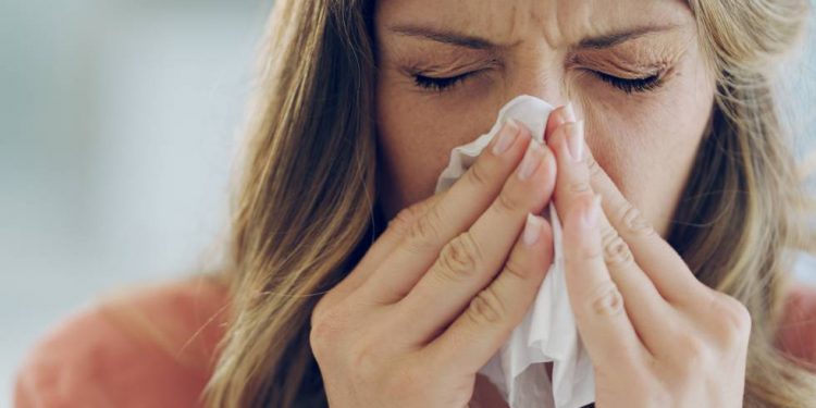Llega la primavera: ¿cómo diferenciar las alergias de un virus respiratorio?