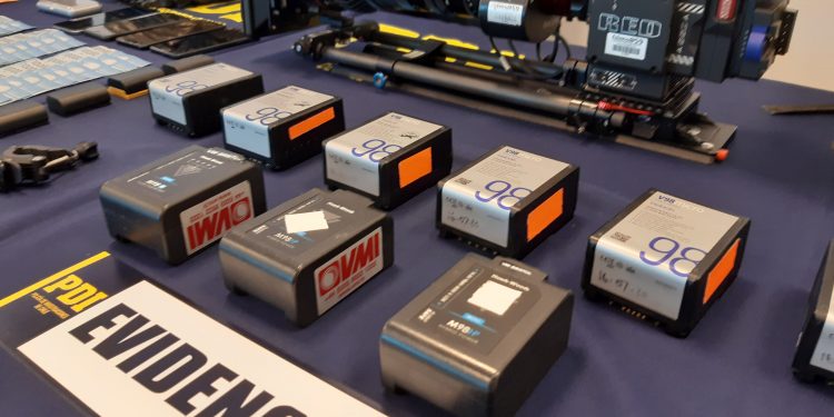 Policía recupera equipos de filmación sustraídos desde vehículo estacionado en Caleta Portales