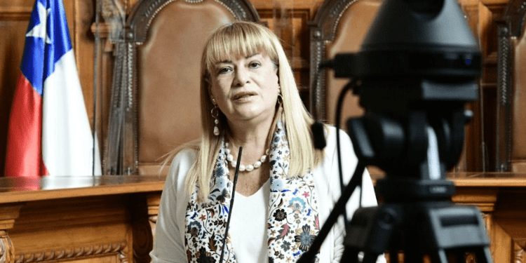 Ministra Vivanco: «Combatir el crimen y el delito de una manera efectiva es lo que todos queremos y tenemos que demostrar eficiencia en lograrlo»