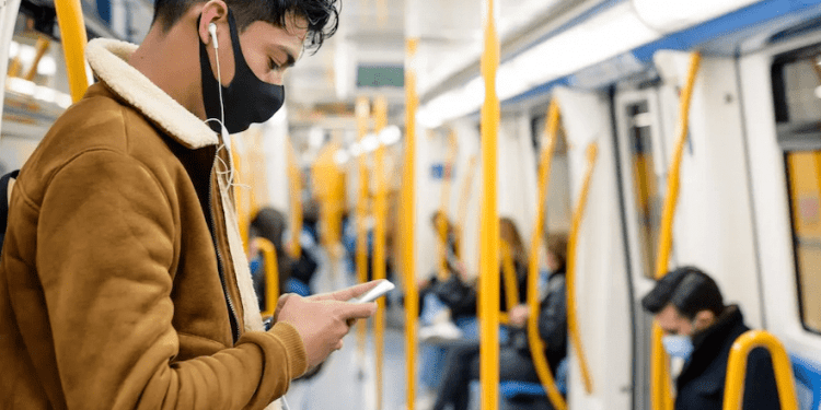 COVID-19: Ministerio de Salud anuncia el fin de la obligatoriedad de las mascarillas y del uso del pase de movilidad