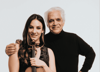 Roberto Bravo y la violinista Montserrat Prieto celebran 10 años de música en gran concierto en Valparaíso