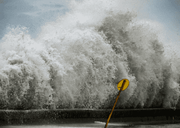 Gobernador de Florida ante llegada de Ian: «Este va a ser uno de esos huracanes históricos»