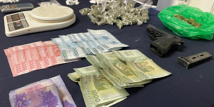 PDI detiene a microtraficante de drogas  en operativo en Hijuelas