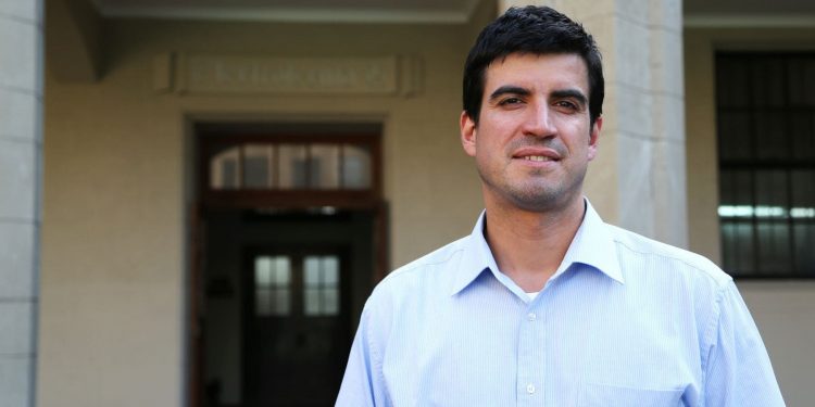 Académico Juan Yuz obtiene mayoría y queda a un paso de convertirse en el rector de la Universidad Técnica Federico Santa María