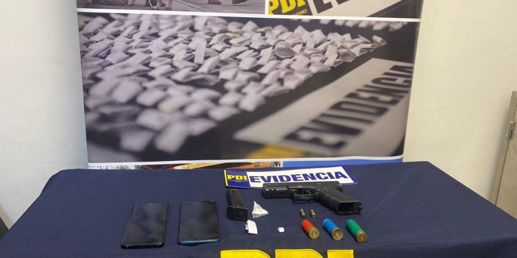 PDI Limache detiene a joven que comercializaba sustancias ilícitas en Villa Queronque