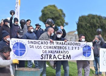 Sindicato de los Cementerios de Valparaíso inician movilizaciones por pésimas condiciones laborales