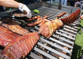 Expertas entregan consejos para cuidar la alimentación en estas Fiestas Patrias