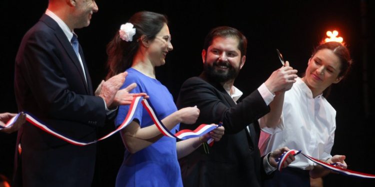 Presidente Boric y autoridades inauguraron fondas del Parque O’Higgins