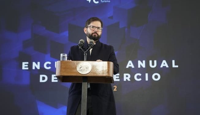 Presidente Boric y Fase de Apertura sanitaria: «Será un impulso a la reactivación del comercio y a la industria gastronómica»