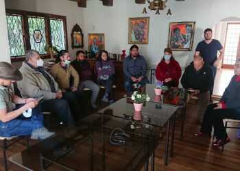 Pasajeros de avioneta con falla mecánica piden que se garantice condiciones para poder retornar a Juan Fernández