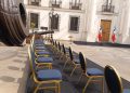 Cambio de Gabinete: intensa calma se vive en estos momentos en el Patio de Los Cañones en La Moneda