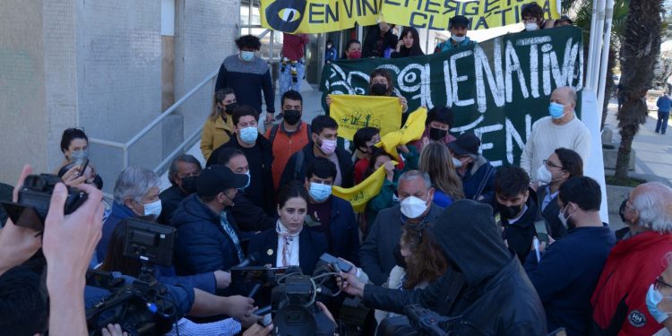 Diputado Andrés Celis pide calma a la alcaldesa Ripamonti ante ultimátum a Presidente para rechazar proyecto Las Salinas